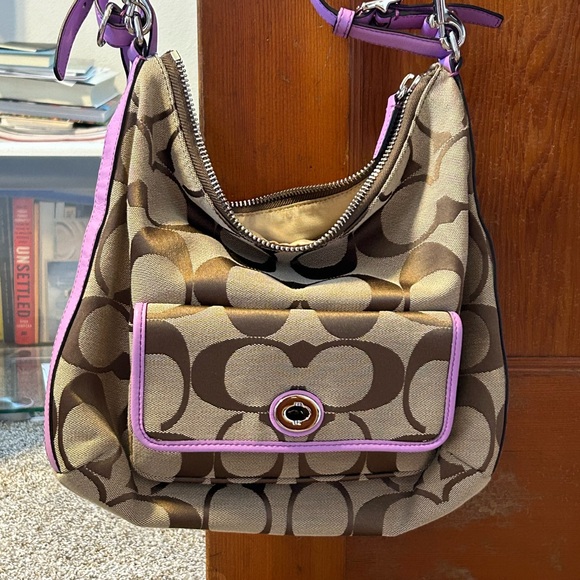Coach Lavender Bag ( rare hard to find) - Picture 2 of 16